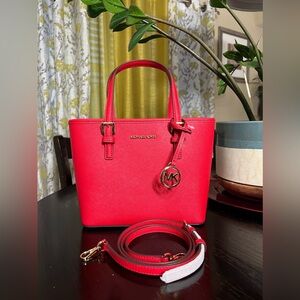 ❌SOLD❌NWT Michael Kors Jet Set Travel Crossbody/ Handbag